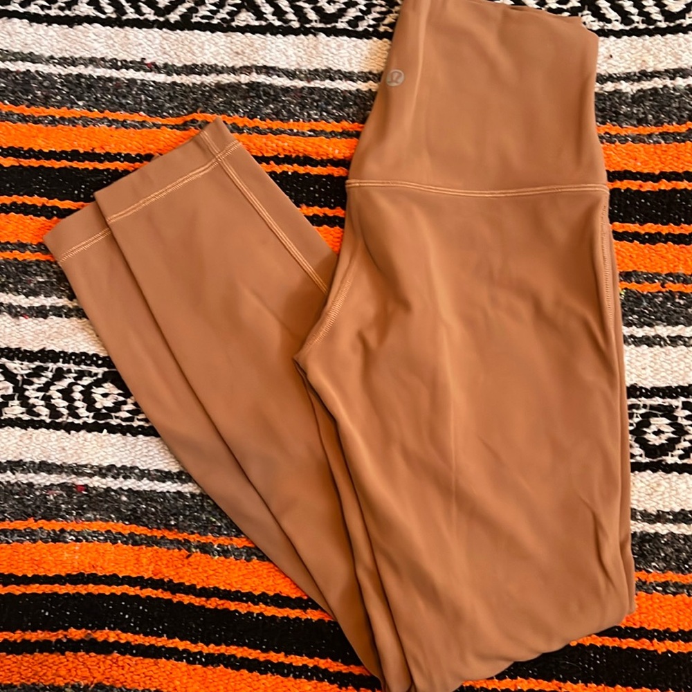 Lululemon camel double lined align 28